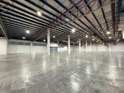 Lakeside MRT (D22), Warehouse #578704931